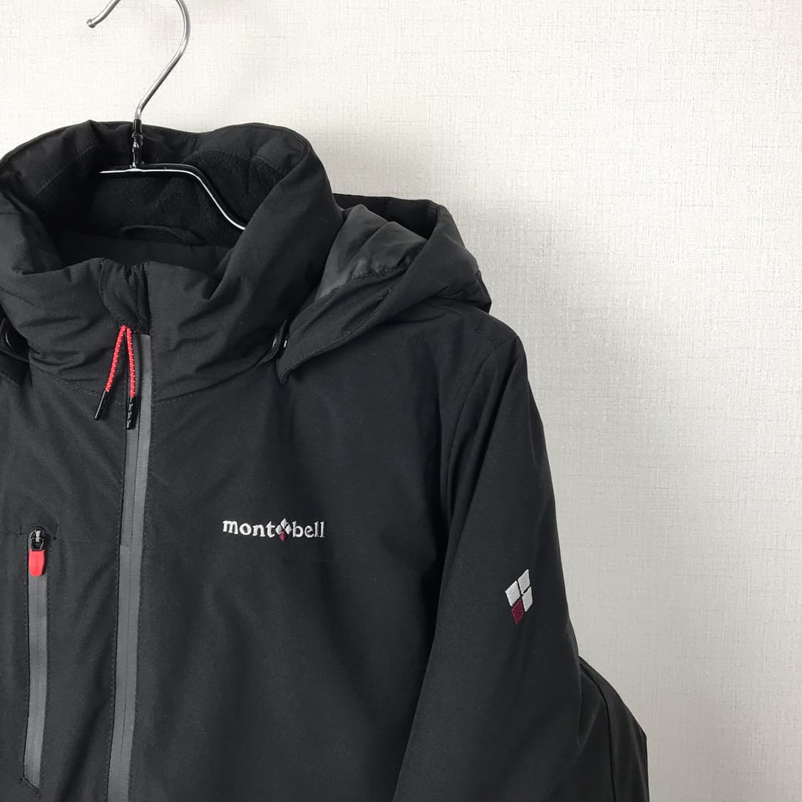 몽벨 바람막이 패딩자켓 여성S (90) 상품이미지2