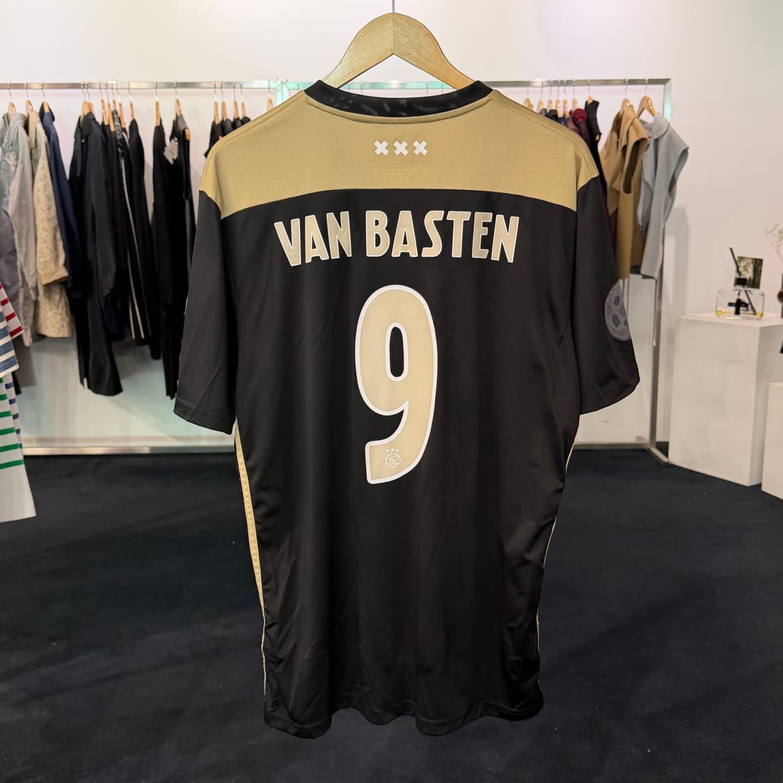 [XL] 아약스 AFC 18-19 반바스텐 유니폼 상품이미지1