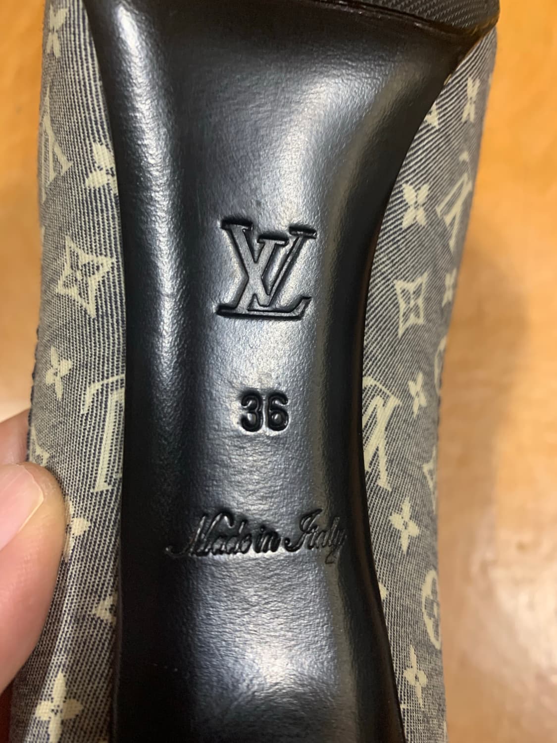 루이비통 모노그램 패턴 펌프스(36 사이즈) 상품이미지9