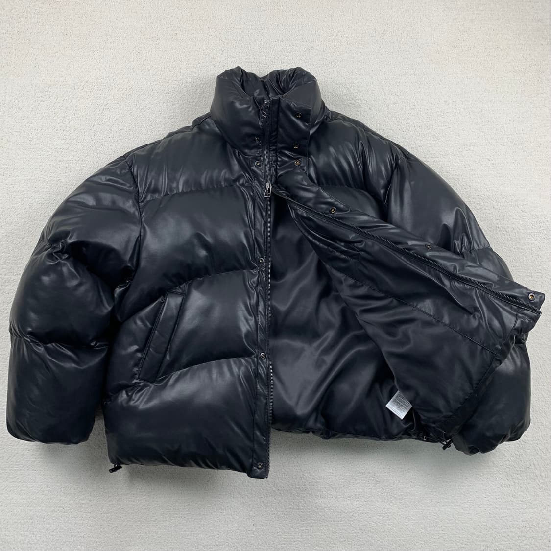 파르티멘토 비건레더 3M 신슐레이트 푸퍼 숏패딩 블랙 상품이미지3