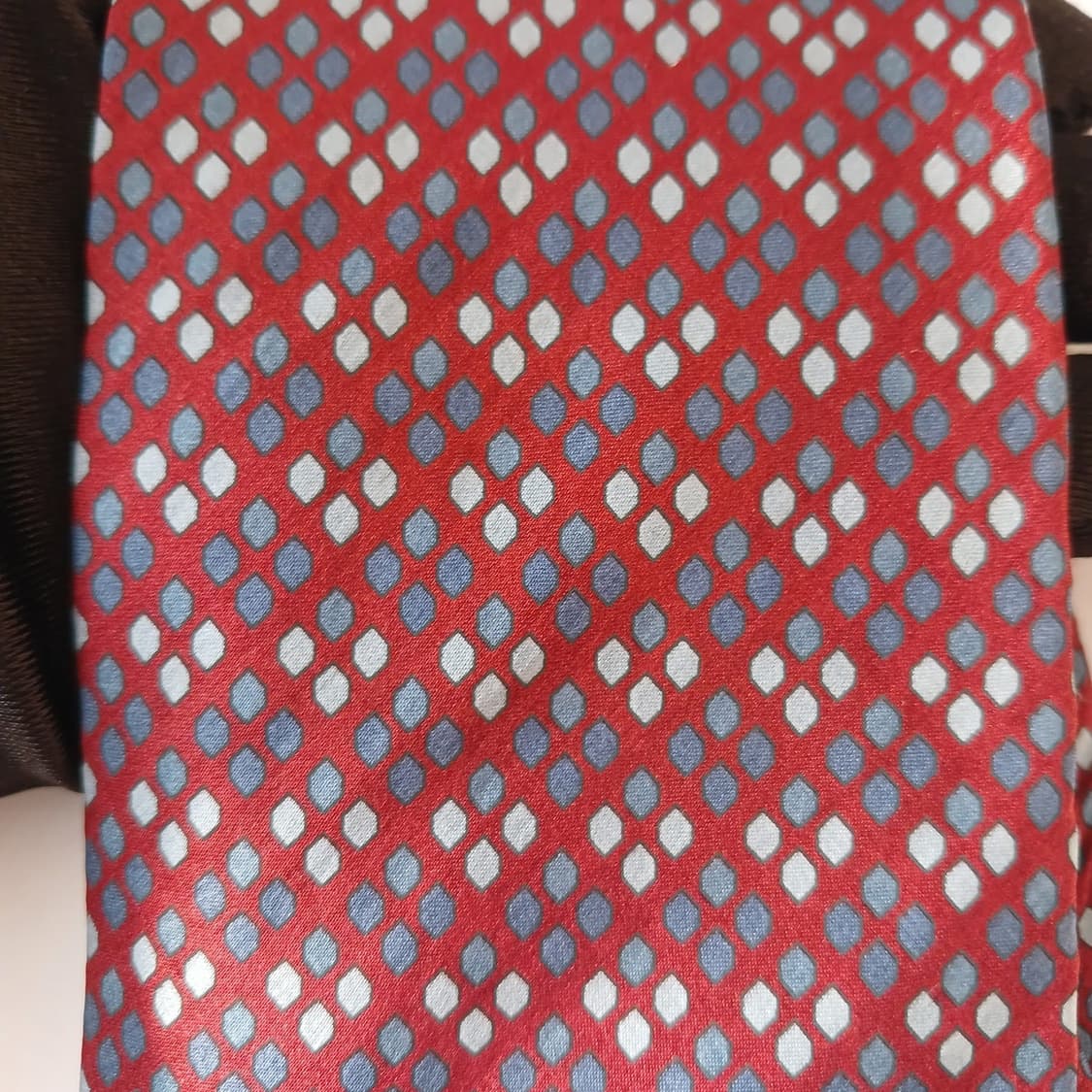 DKNY 실크 레드 지오메트릭 넥타이 9.6cm A+등급 A19145
 상품이미지6