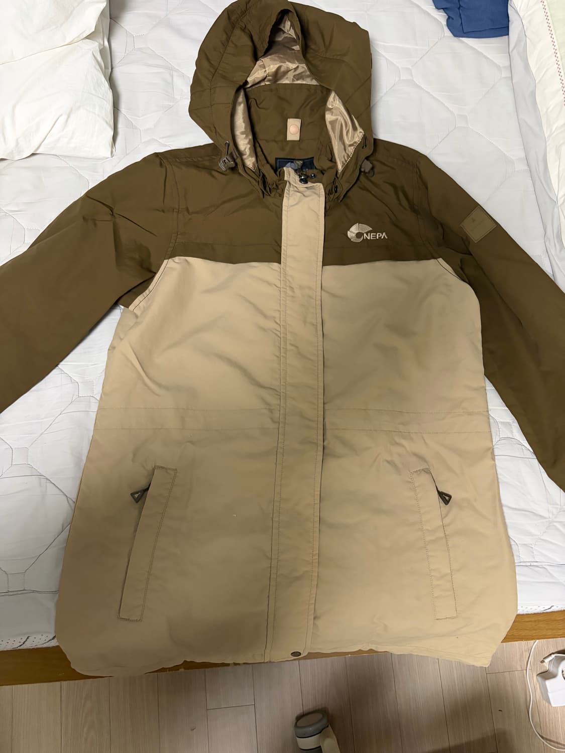 네파 바람막이 패딩 상품이미지1