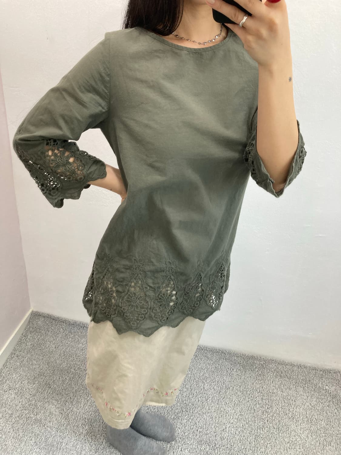 자수 레이스 7부 코튼 블라우스 상품이미지1