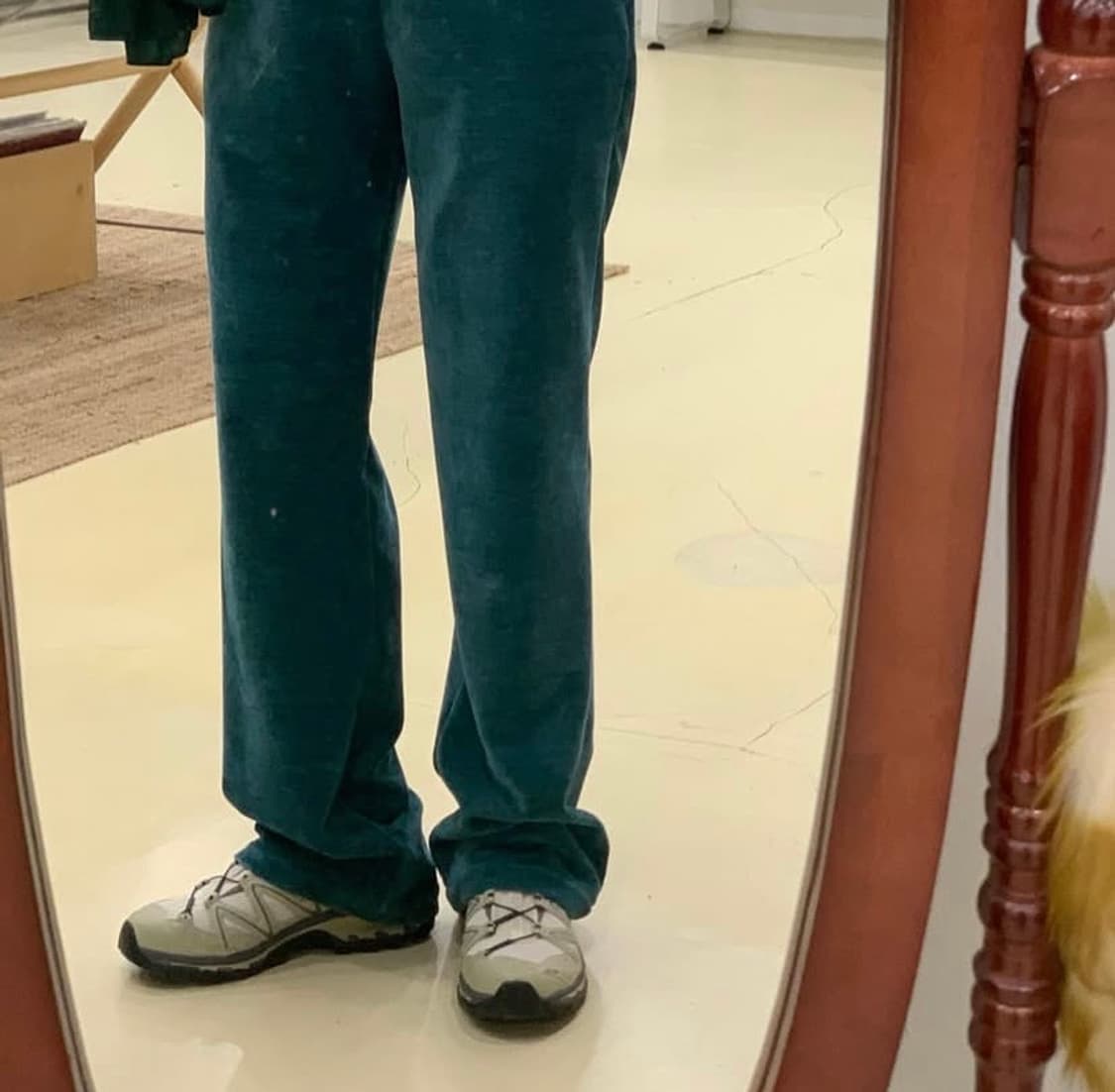 쉬이즈큐트 트랙팬츠 샐리그린 품절템 상품이미지3