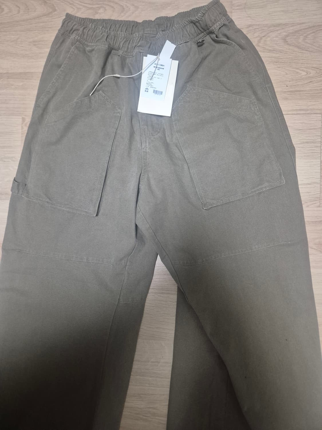 3) 폴리테루 페인터 파자마 베이지 상품이미지3