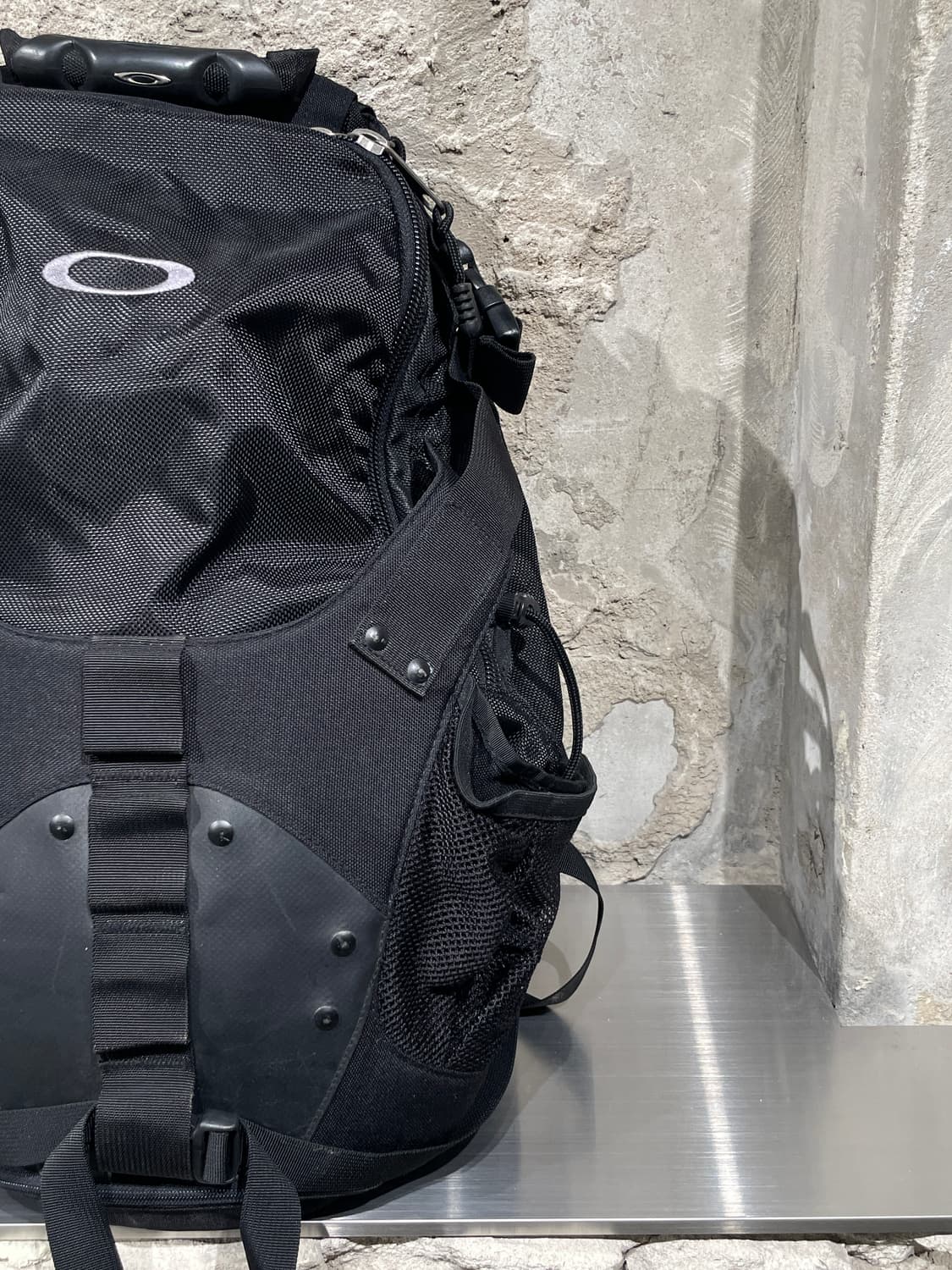 오클리 00’s 블랙 텍티컬 백팩 상품이미지5