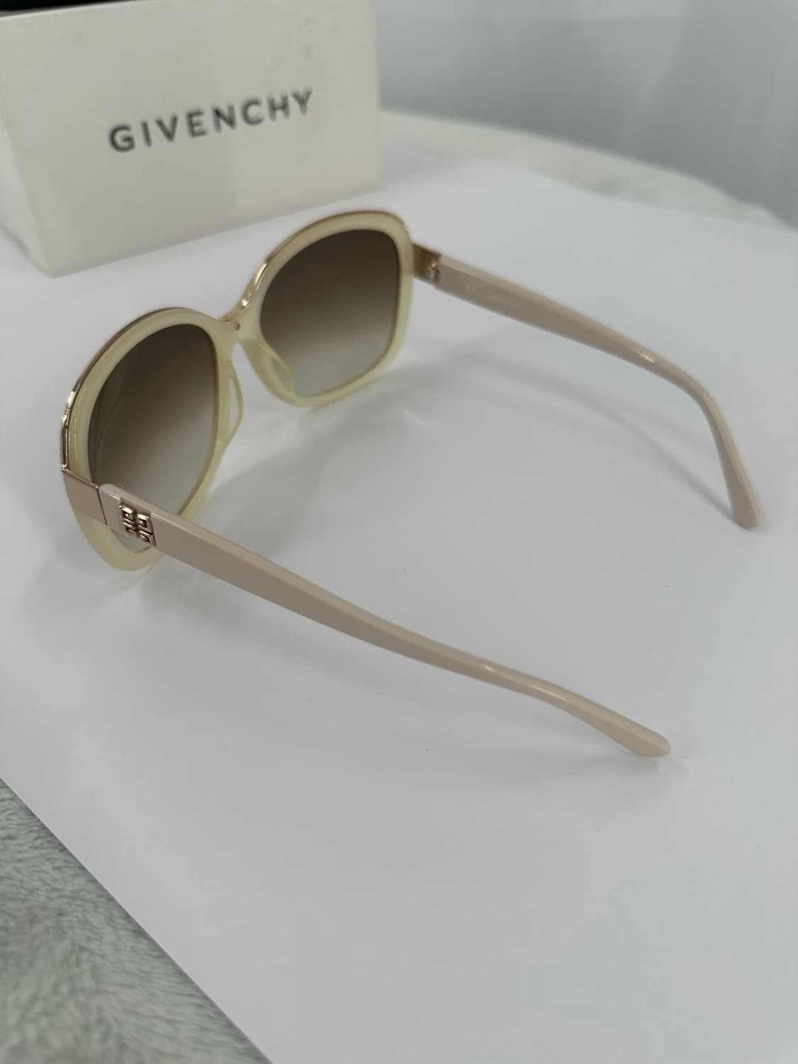 [새상품 무료배송] 정품 지방시 Made in Italy 선글라스 상품이미지5