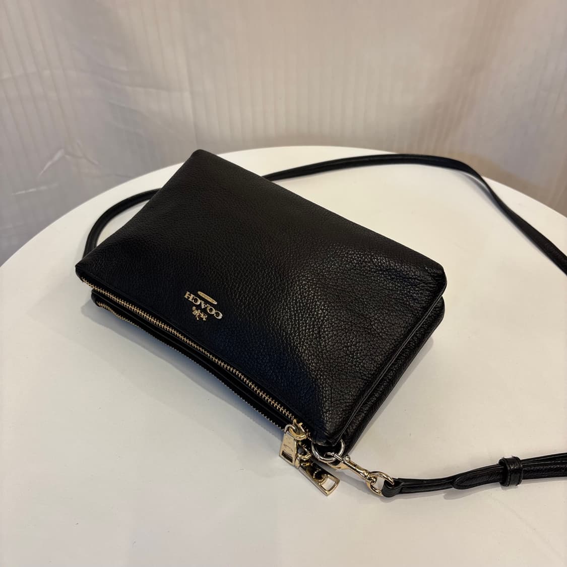 정품 코치 가죽 크로스백     상품이미지8