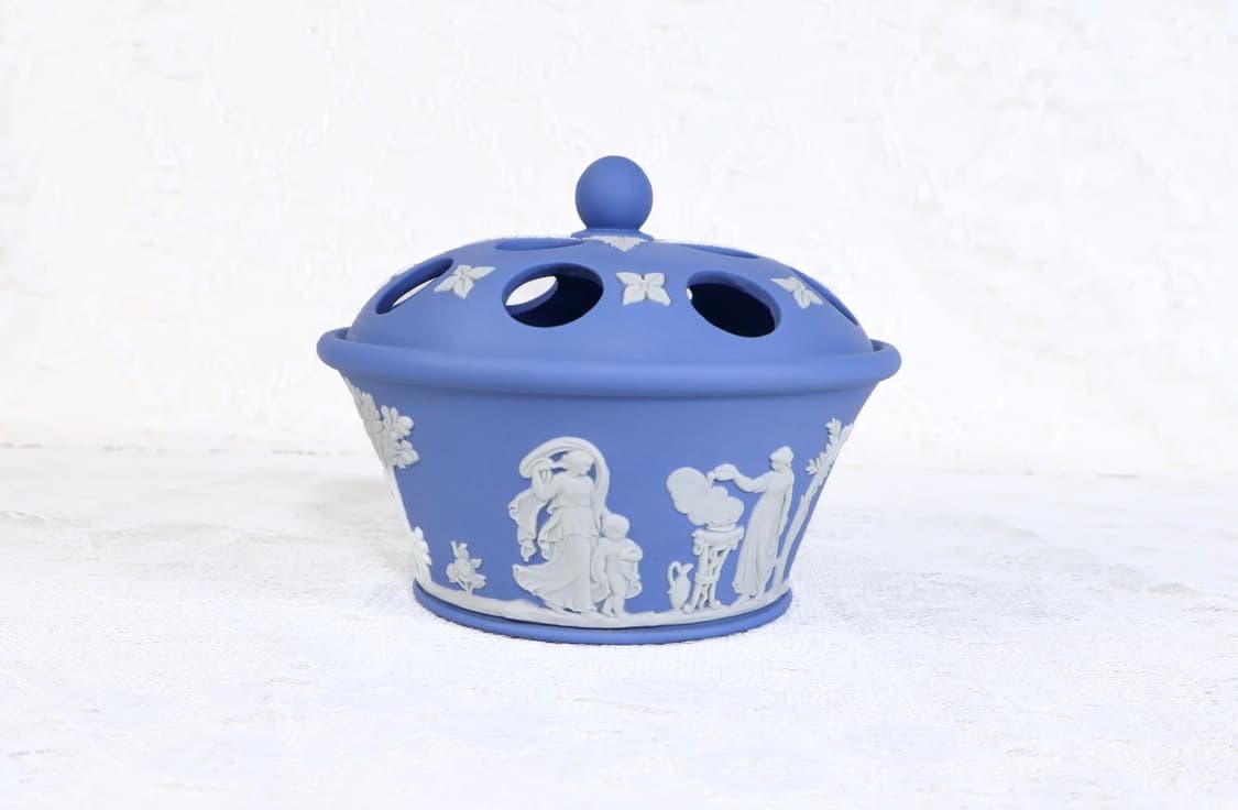 [영국앤틱] 웨지우드 제스퍼웨어 페일블루 포푸리 화병 상품이미지6