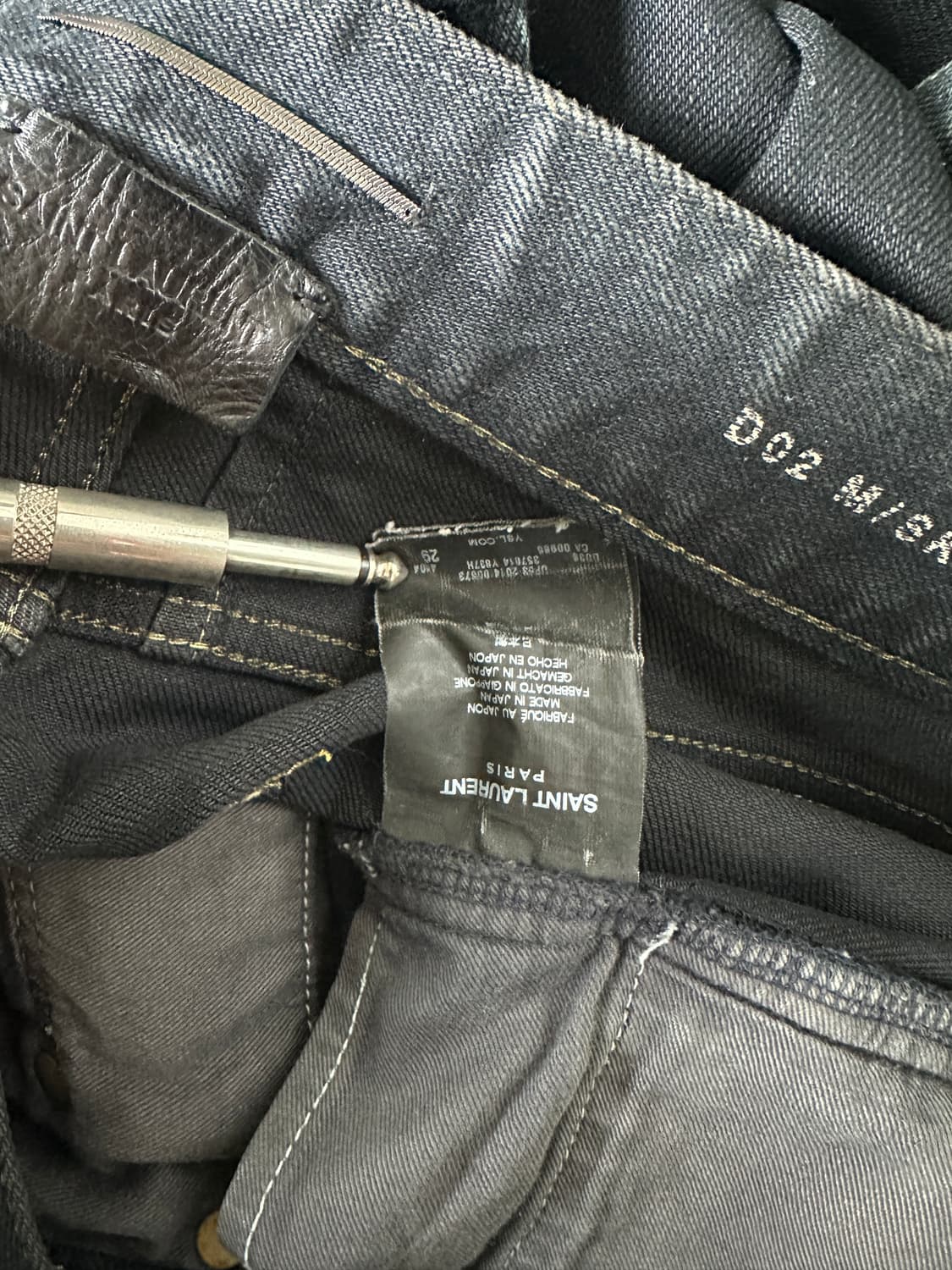 생로랑 더티오일 워싱 블랙 무파진 에디슬리먼 상품이미지3