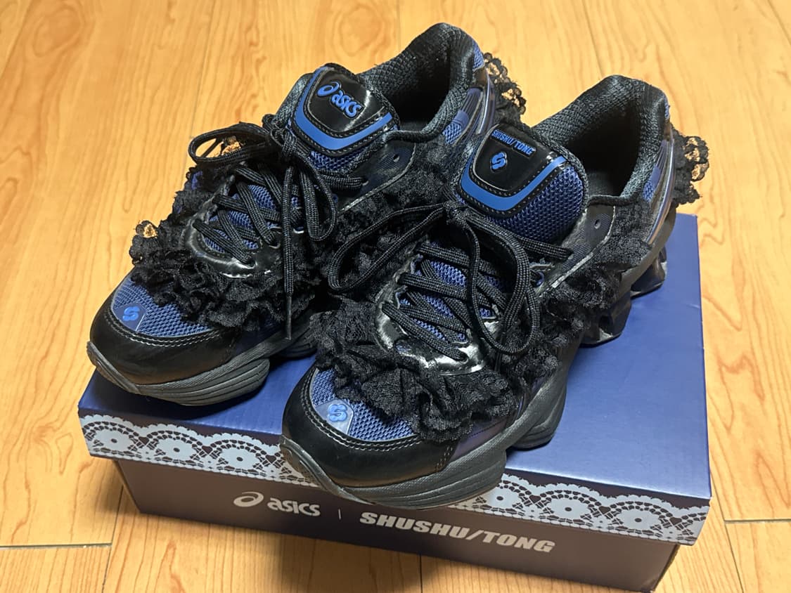 아식스 x 슈슈통 젤 키네틱 플루언트 블루 익스팬스 모나코 블루 240 상품이미지1