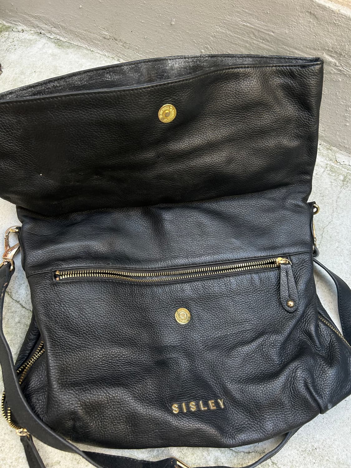 00s VTG SISLEY 스터드 디테일 가죽 크로스백 상품이미지4