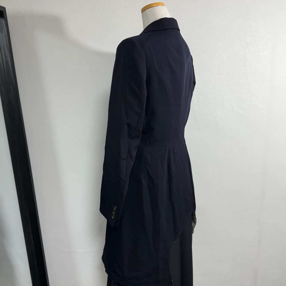 18ss 꼼데가르송 꼼데가르송 컷팅 디자인 네이비 롱자켓 s 상품이미지3
