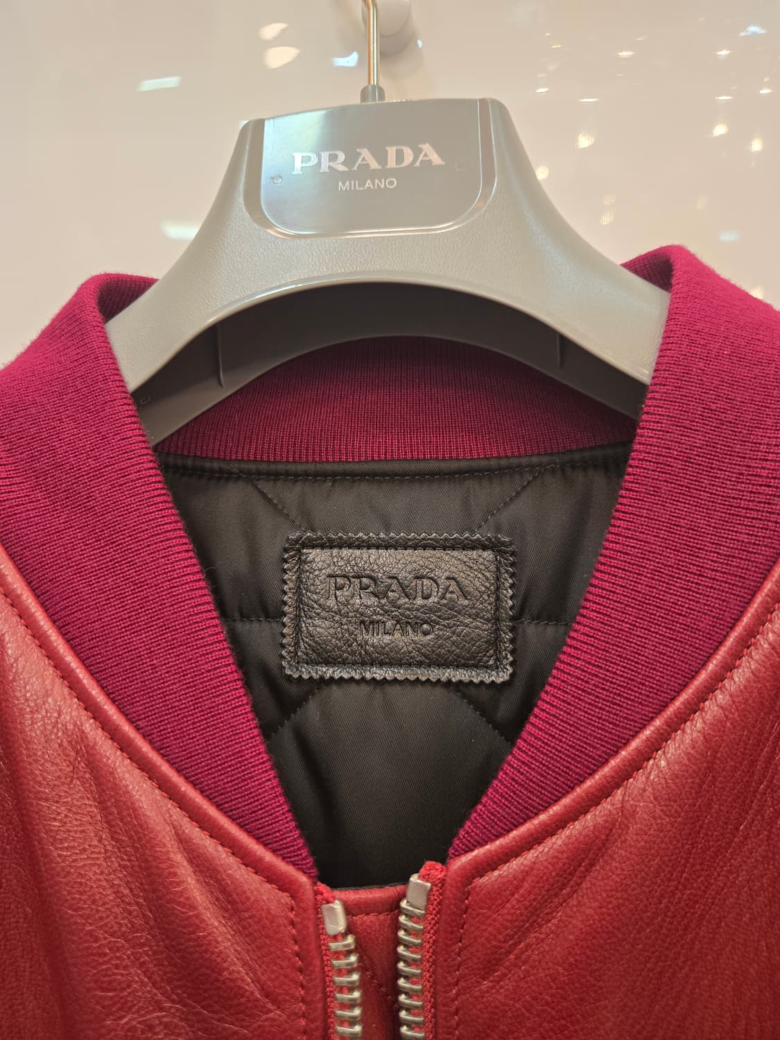 ​[프라다] 새상품급/XL] 22FW 오버사이즈 가죽 롱 봄버 자켓  상품이미지6