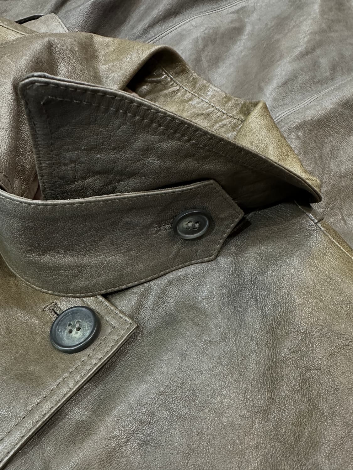 양가죽 미디 벨티드 코트 상품이미지4