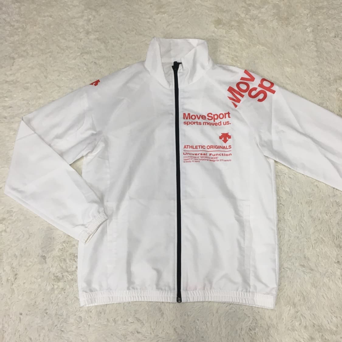 데상트 경량 바람막이자켓 CC29 상품이미지1