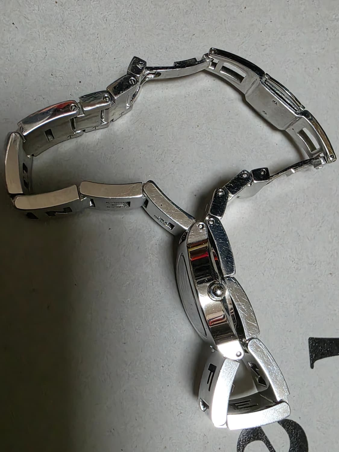 펜디 F305210 여성용 라운드 스틸 실버 시계 상품이미지5