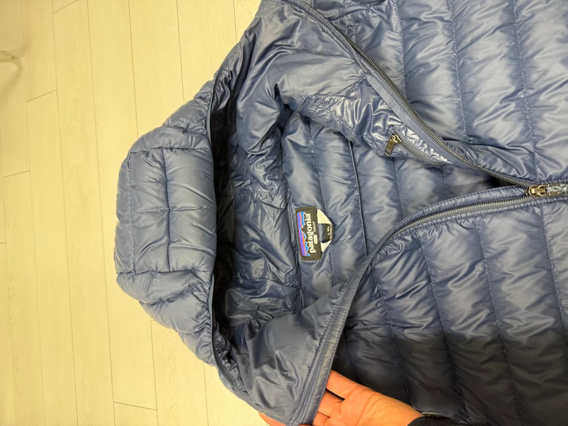 파타고니아 다운 스웨터 후디 네이비 패딩 L 사이즈 상품이미지2