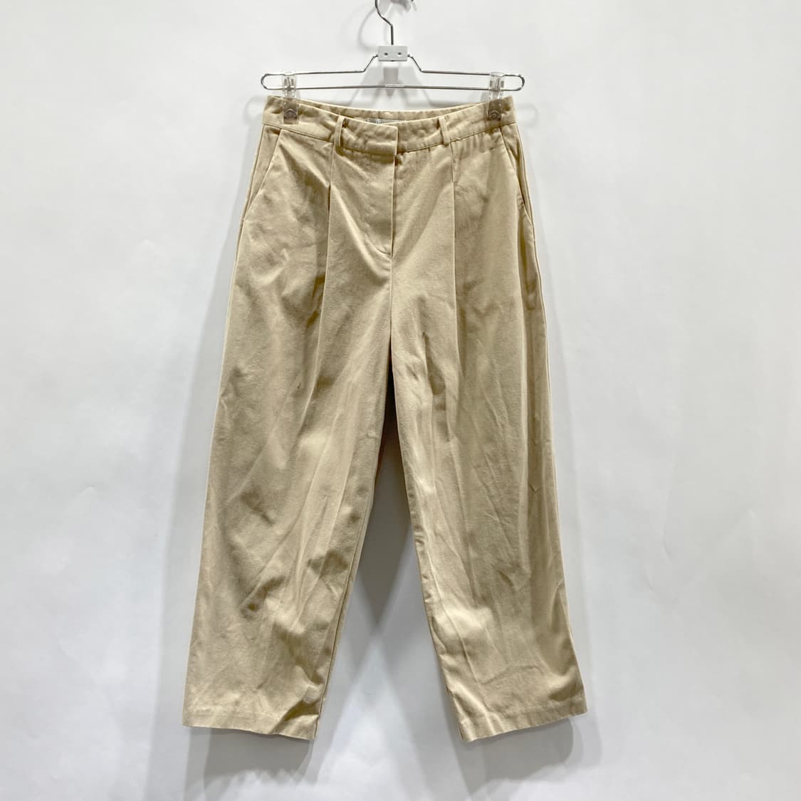 LIKEMENT 여성핀턱면팬츠 베이지 27 영구제 상품이미지1