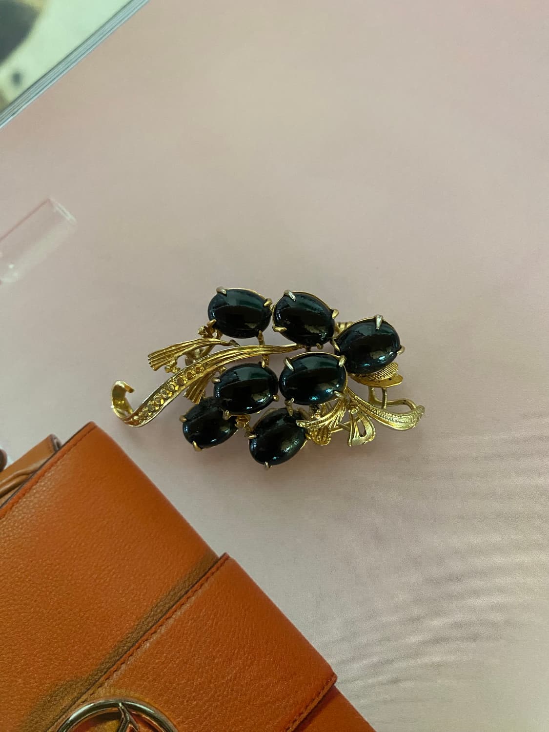빈티지 블랙 글라스스톤 포도송이 브로치 상품이미지2