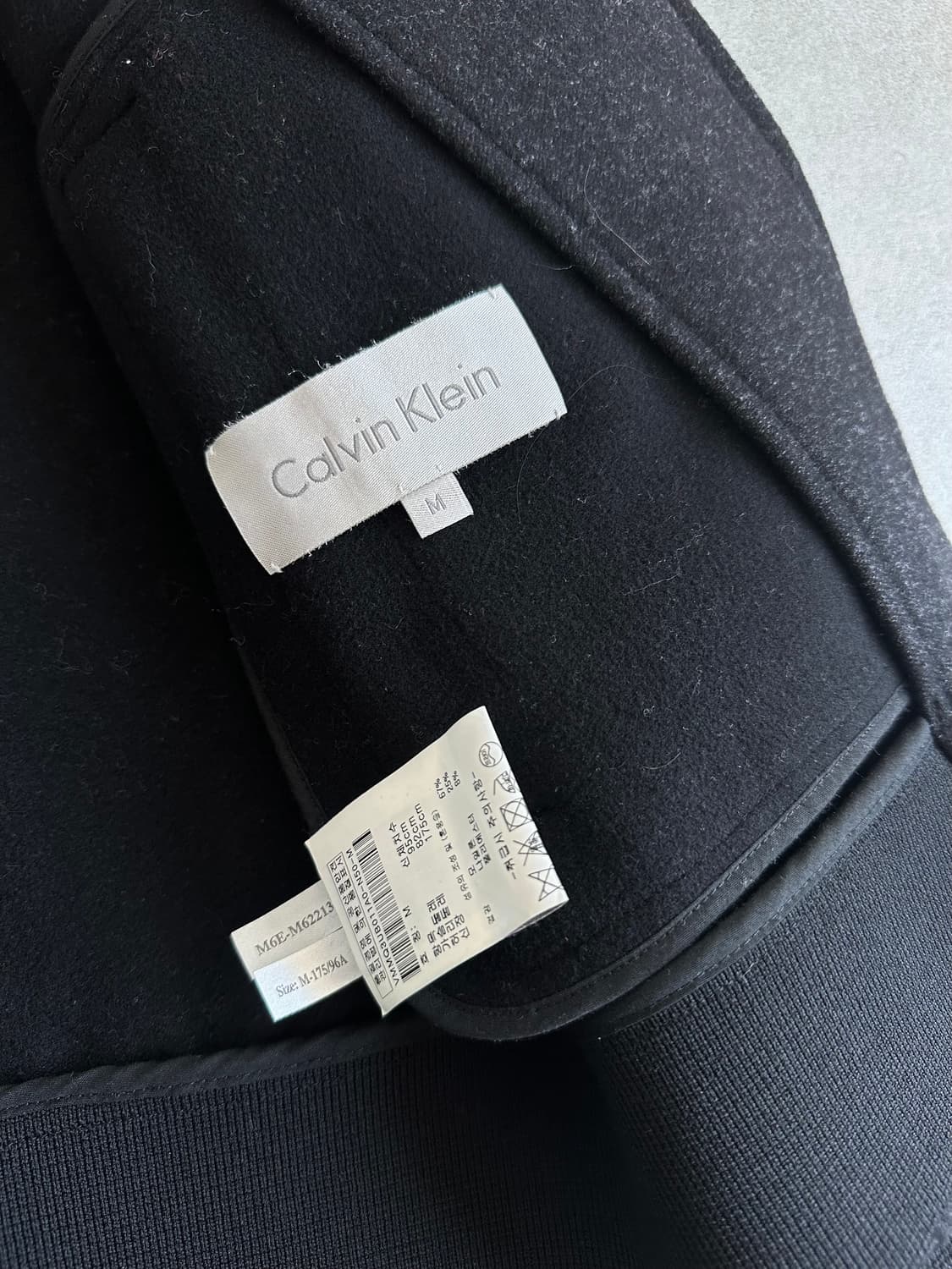 캘빈클라인 디스트로이드 슬래시 봄버 자켓 상품이미지8