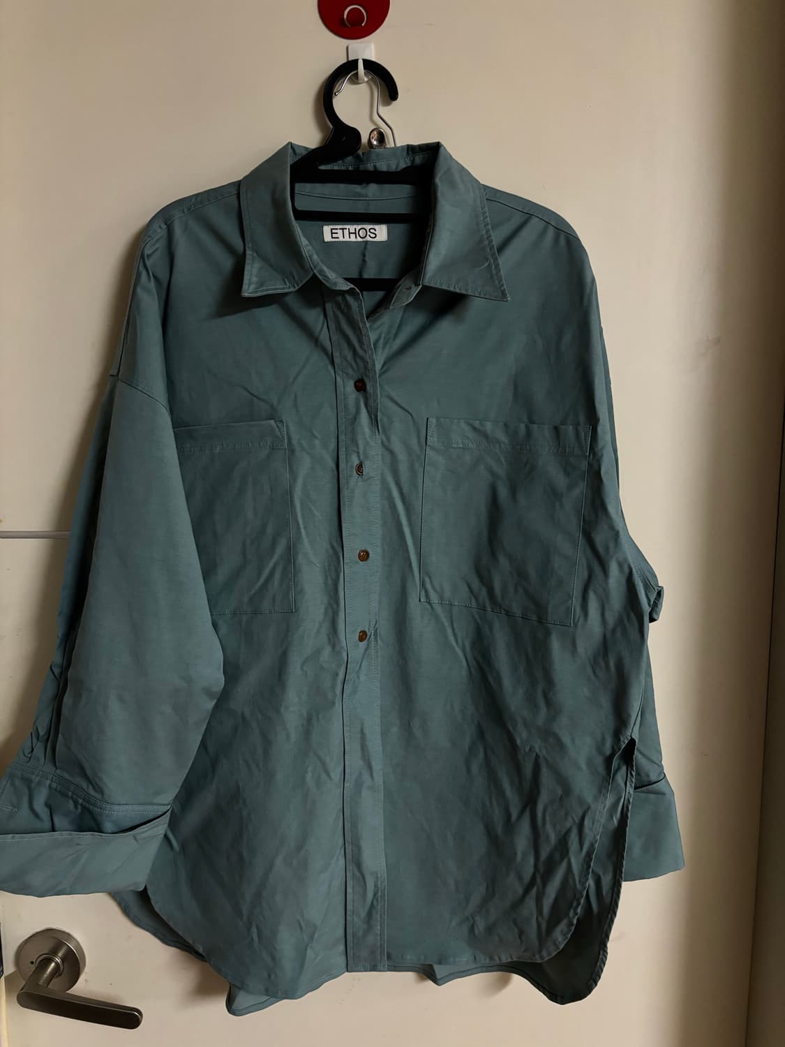 에토스 ethos 오버핏셔츠  상품이미지2