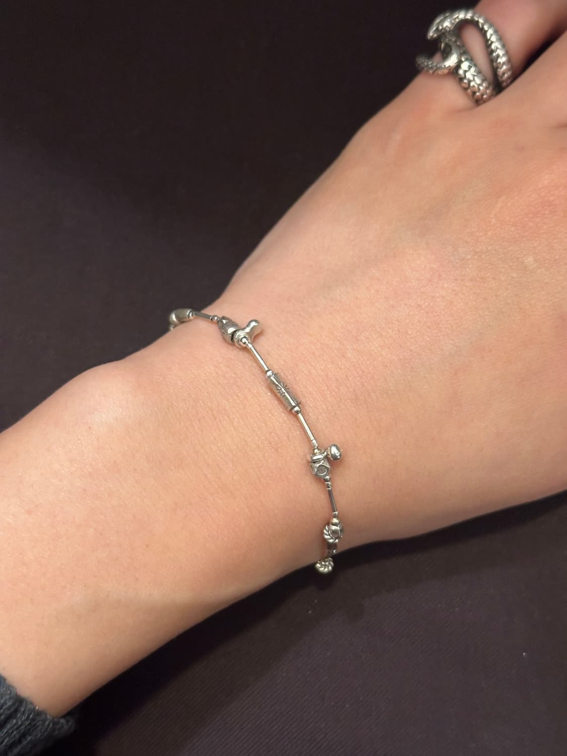 MUSTA Karen Silver Fragment Bracelet 상품이미지3