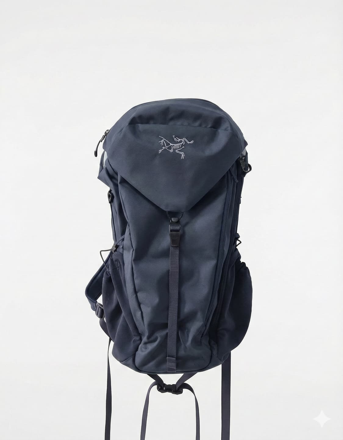 아크테릭스 맨티스 20 블랙 사파이어 백팩 상품이미지1