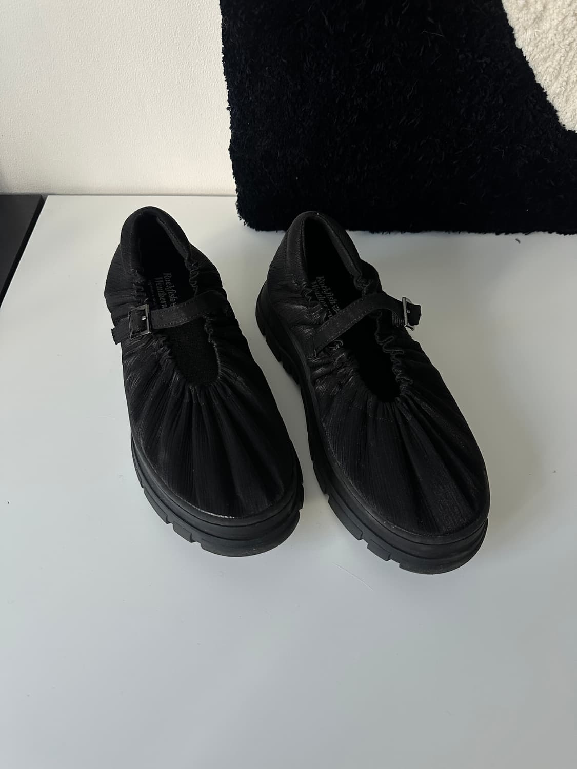 락피쉬 웨더웨어 플랫폼 스크런치 스니커즈 블랙 셰틴(240) 상품이미지4