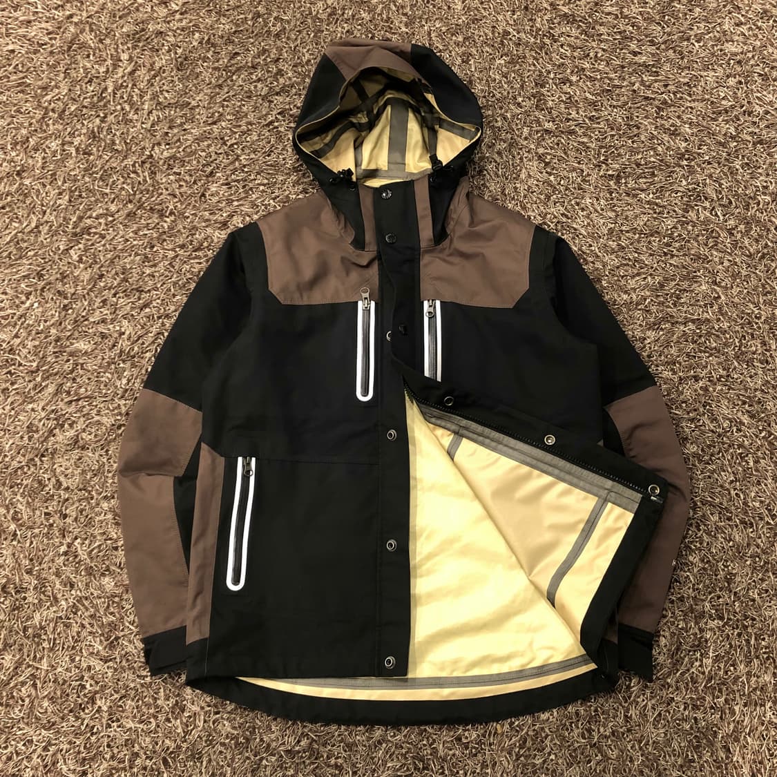 노스페이스 여성 하이벤트 투웨이 바람막이 마운틴 자켓 상품이미지1