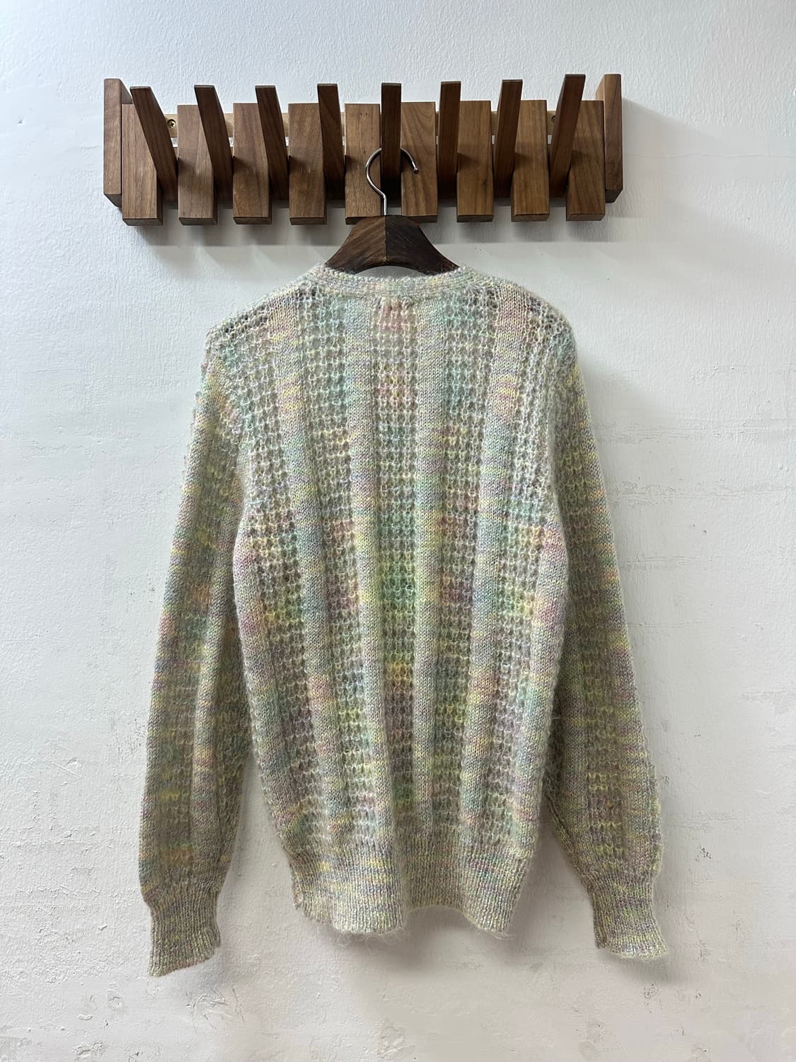 일본빈티지 파스텔 멀티컬 울 혼방  모헤어 텍스쳐 니트 골드버튼 가디건 상품이미지4