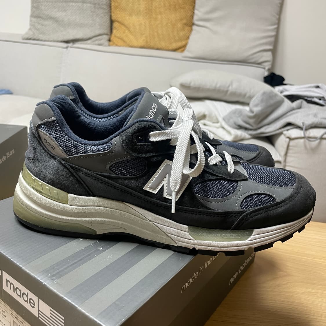 뉴발란스992 메이드인 USA 네이비 D스탠다드(M992GG)/270 상품이미지10