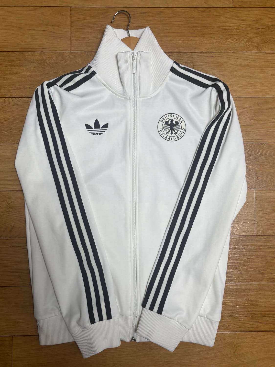 아디다스 독일 베켄바우어 트랙탑 오프 화이트 상품이미지1