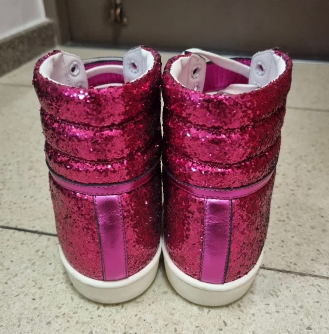 입생로랑 핑크 글리터 하이탑 36 반 상품이미지4