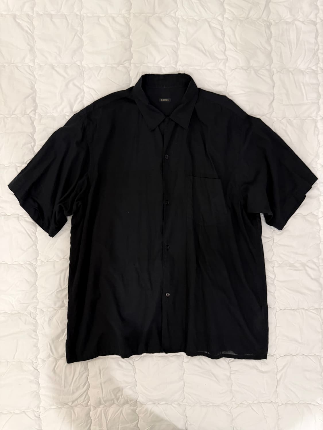 코모리 카디코튼 오픈카라 반팔셔츠 블랙 상품이미지1