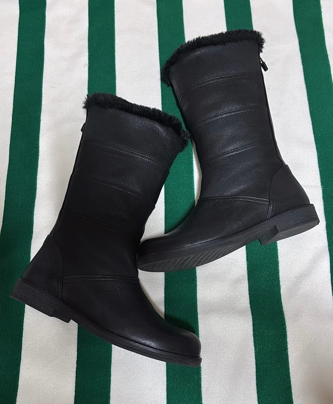 탠디 여성 퍼 하프 부츠 블랙 색상 235 상품이미지5