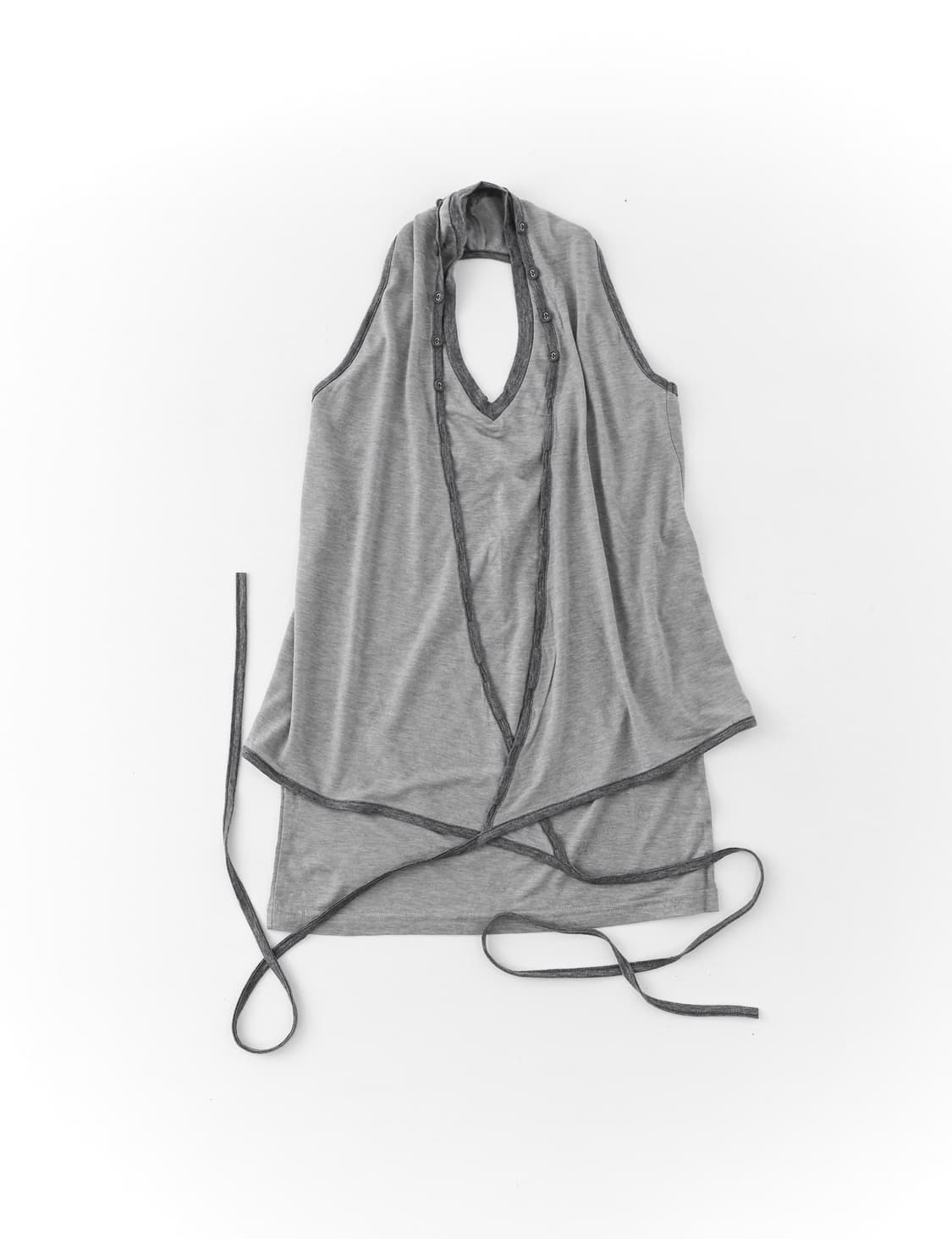 울리카상투스 HALTER WRAP SLEEVELESS (GREY) 상품이미지2