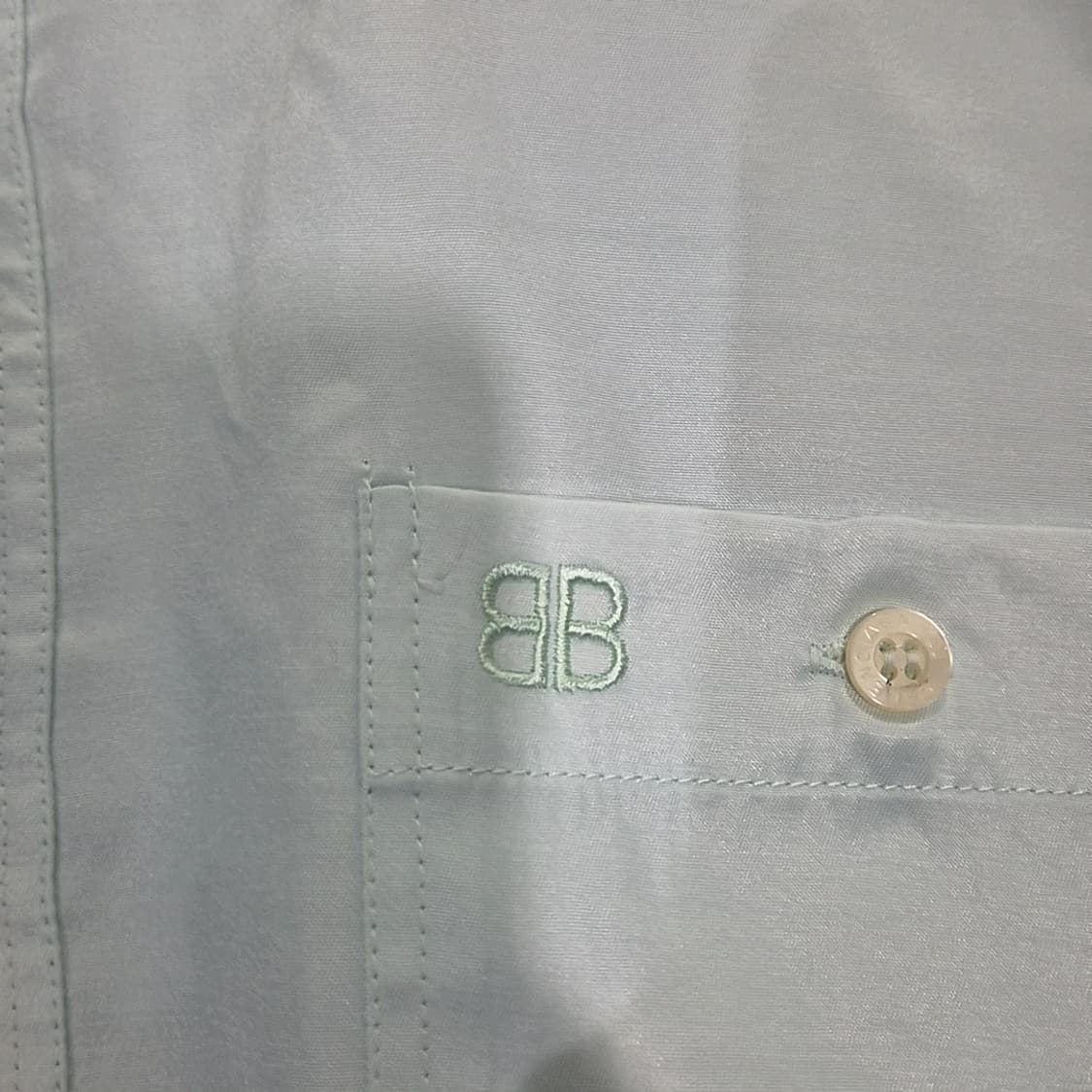 발렌시아가 BB 자수 원 포켓 셔츠 상품이미지3