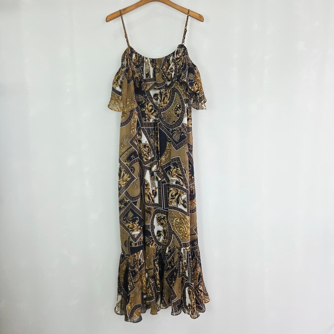 [allure de Alexis] 알뤼르드알렉시스 오프숄더 원피스 상품이미지1