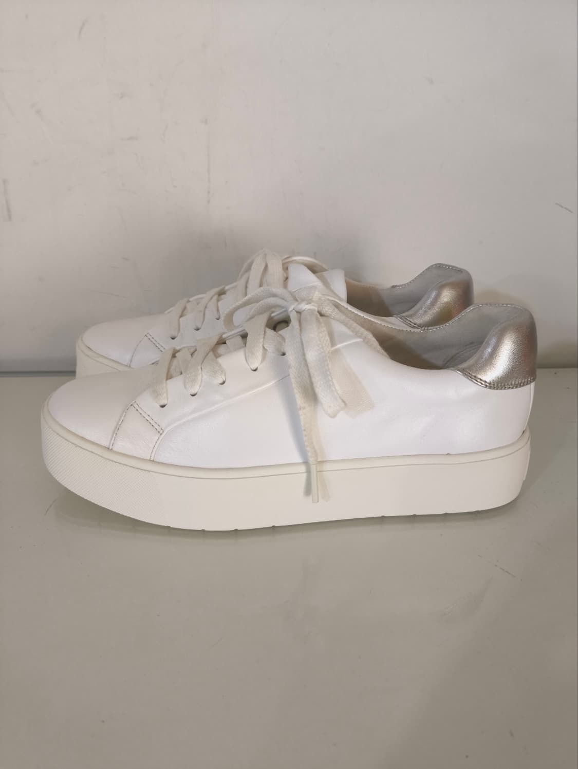 us7 250mm 빈스 이태리 가죽 스니커즈  상품이미지1