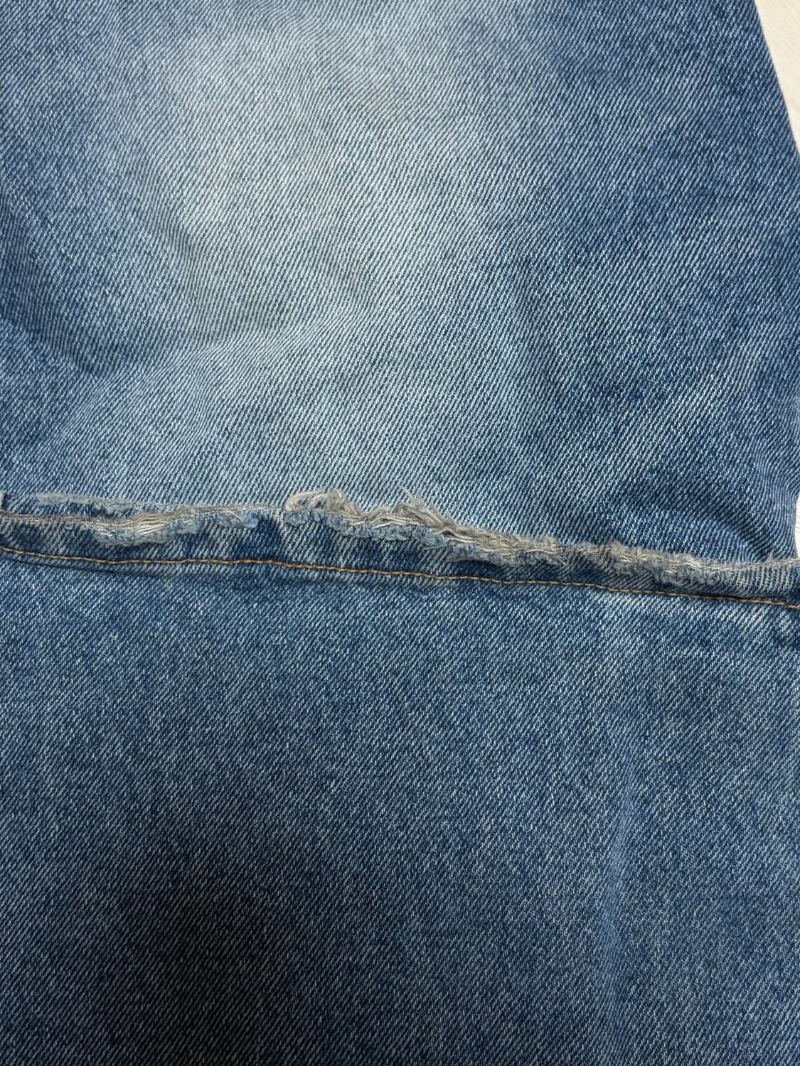 아캄 멀티 스터드 데님 팬츠 블루 상품이미지4