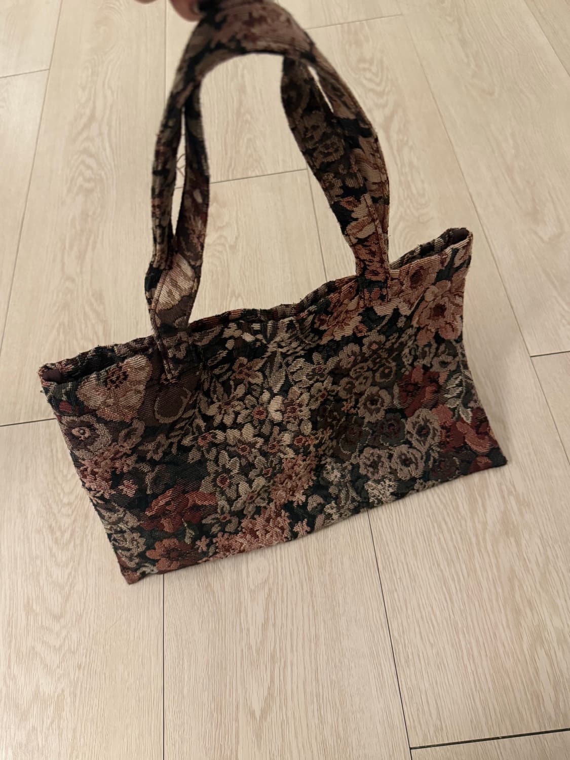 아모멘토 자카드 백 상품이미지4