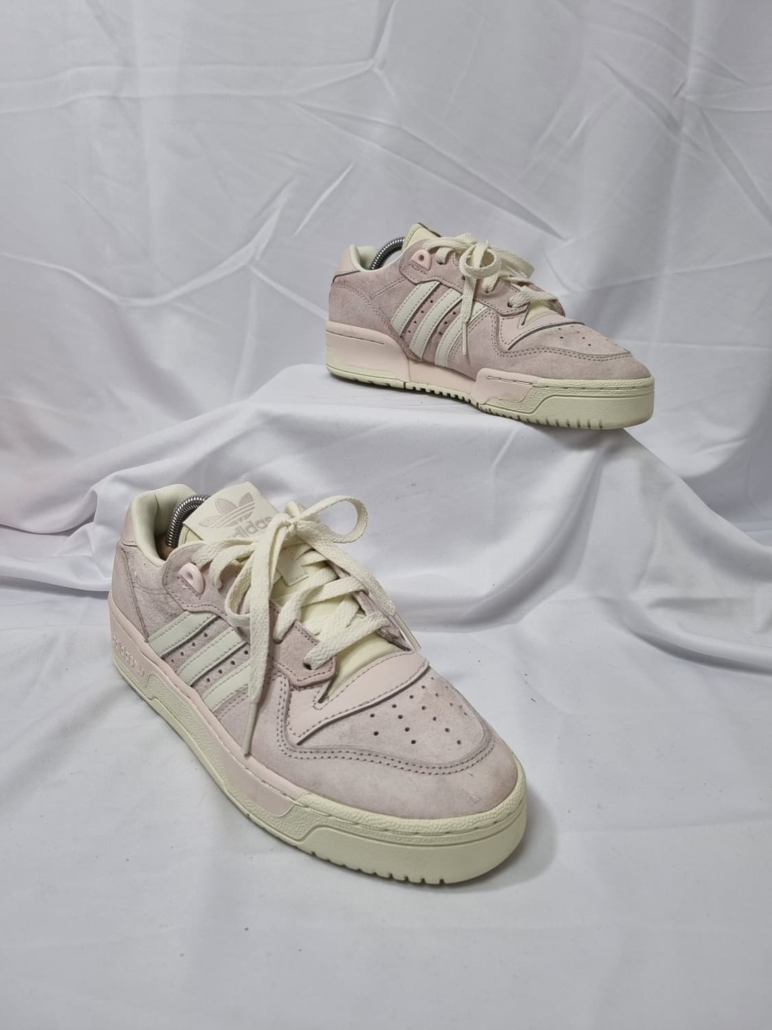 235 아디다스 라이벌리 로우 핑크 스니커즈 상품이미지3