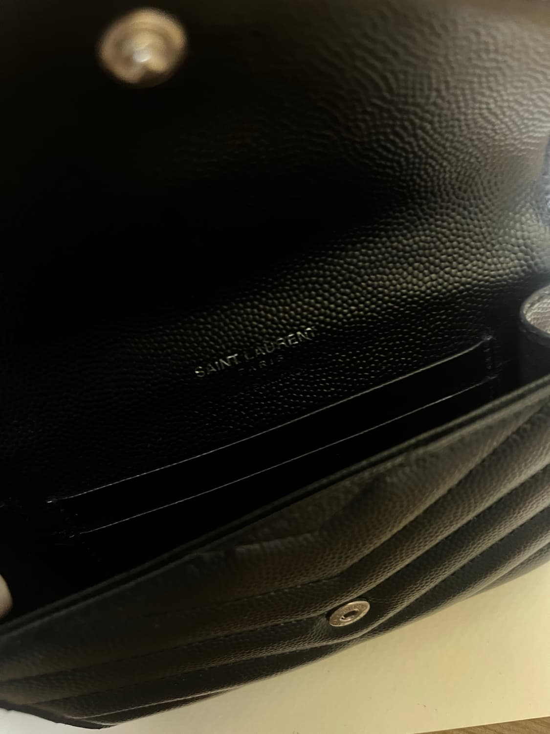 입생로랑 은장 블랙 반지갑(정품) 상품이미지5