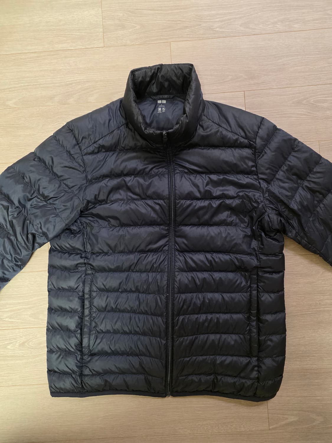 유니클로 경량패딩 Black L(100)
 상품이미지2