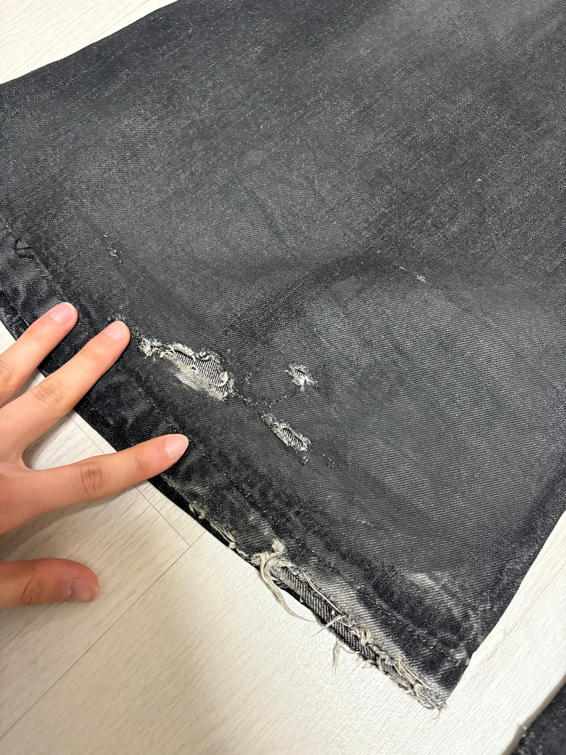 I FEEL LUCKY 블랙 워싱 플레어 데님 상품이미지3