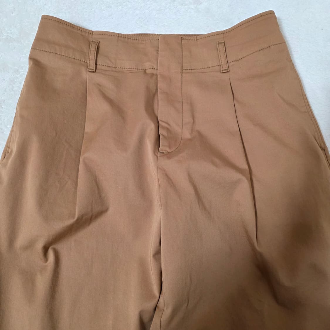 (27)여성 유니클로 원턱 와이드 치노 팬츠 카멜 상품이미지2