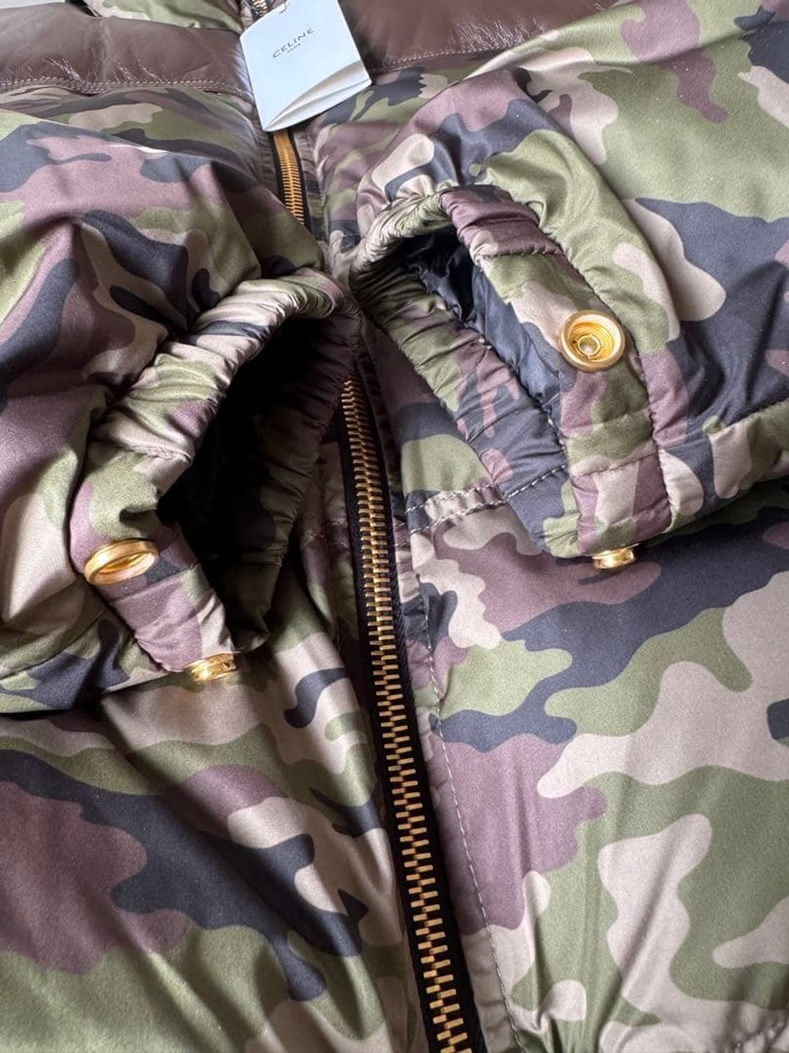[산다라박님 착용] 셀린느 22AW 카모플라쥬 패딩 상품이미지6