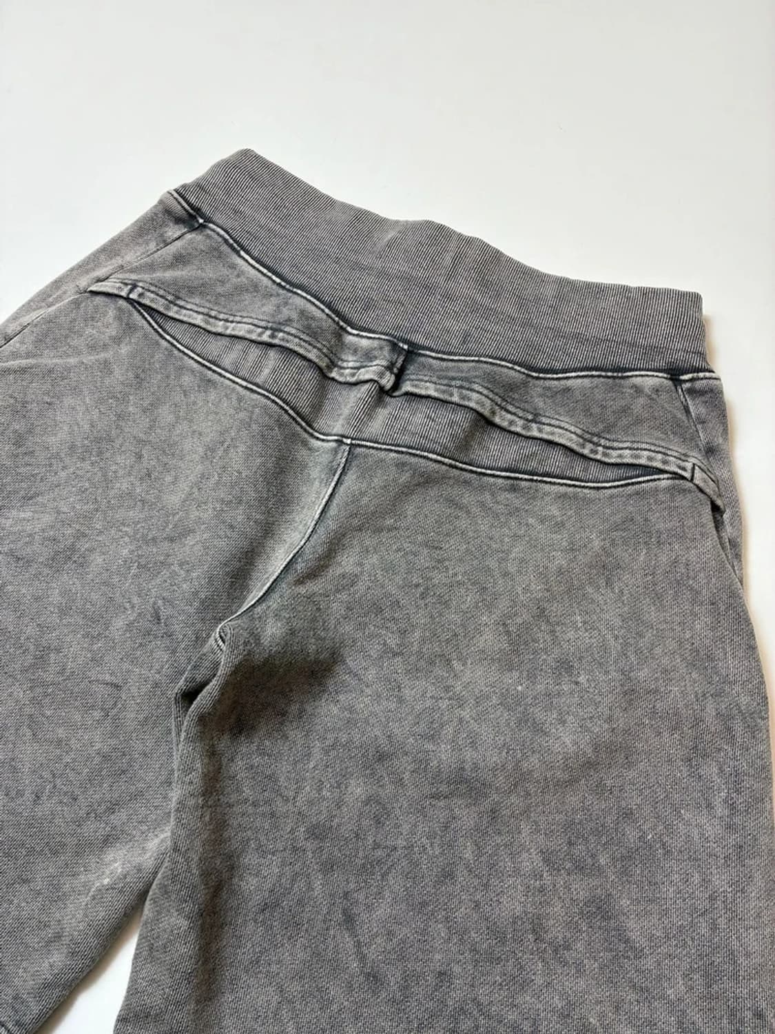 미스치프 밴딩 스웨트 버뮤다 팬츠 워시드 PN8557 상품이미지4