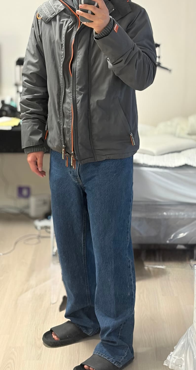 유니클로 JW앤더슨 스트레이트진 상품이미지2